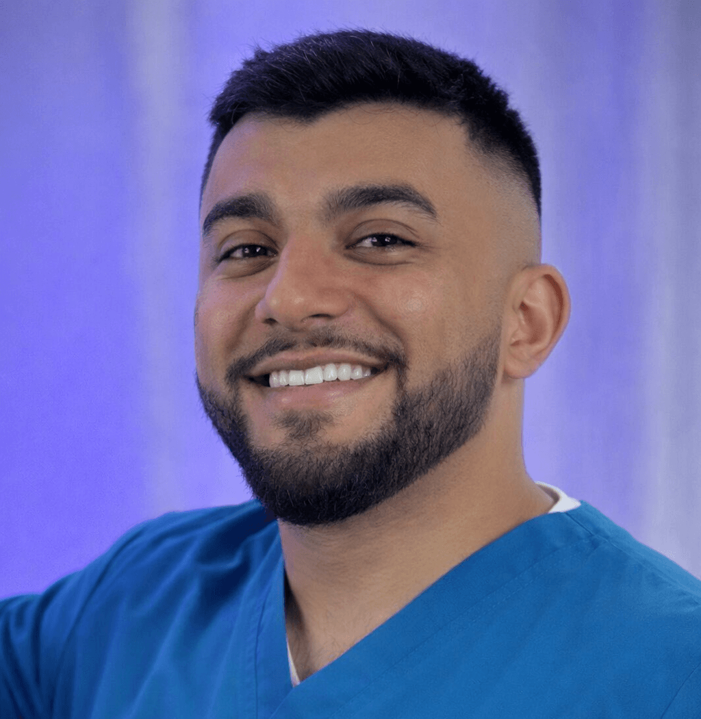 Dr Waqar Mustafa, dentist with a focus on implants and oral surgery